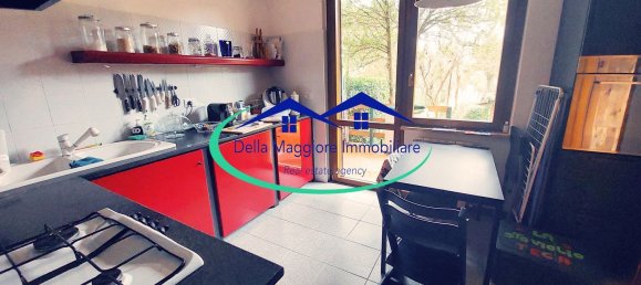 7 rooms Villa in Livorno, Italy No. 176325 4