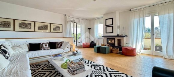 3 bedrooms Penthouse in Verona, Italy No. 109036 8