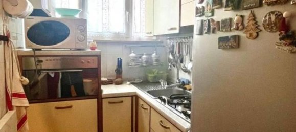 3 rooms Apartment in Turin, Italy No. 36296 13