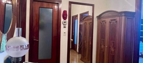 3 rooms Apartment in Turin, Italy No. 36296 9