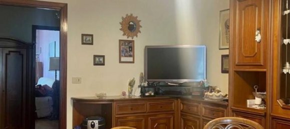 3 rooms Apartment in Turin, Italy No. 36296 11