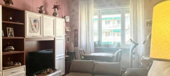 3 rooms Apartment in Turin, Italy No. 36296 18