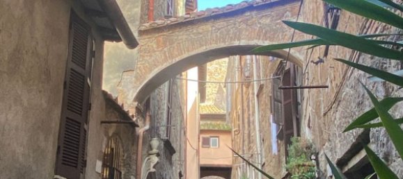 4 rooms House in Orte, Italy No. 255934 3