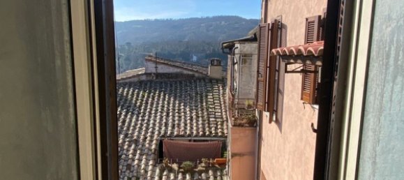 4 rooms House in Orte, Italy No. 255934 24