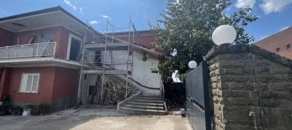 Apartamento de 3 divisões em Genzano di Roma, Italy N.º 19590 5