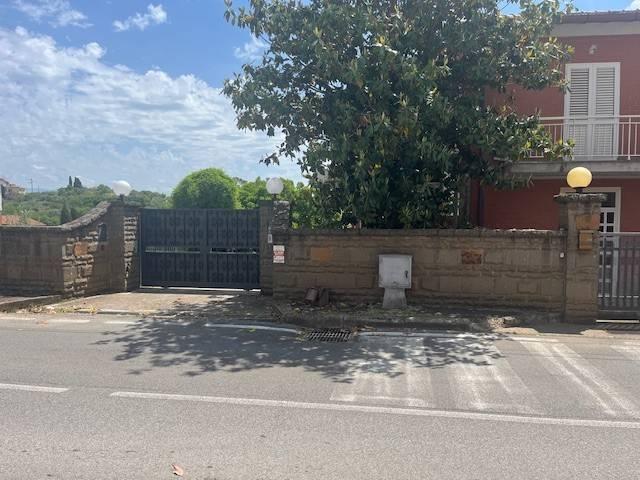 Apartamento de 3 divisões em Genzano di Roma, Italy N.º 19590