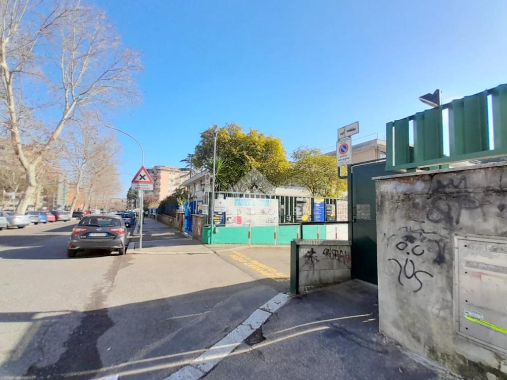 20m² Garage in Rome, Italy No. 310100