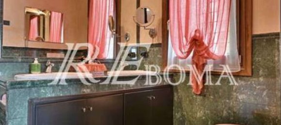 Villa T4 em Gardone Riviera, Italy N.º 237184 14