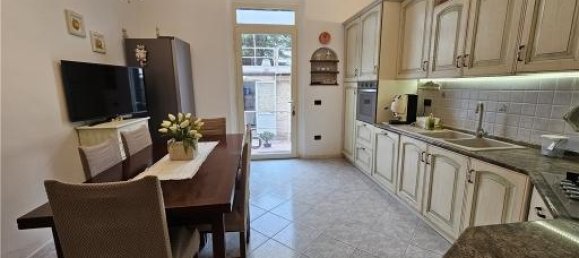 5 rooms House in Empoli, Italy No. 30628 9