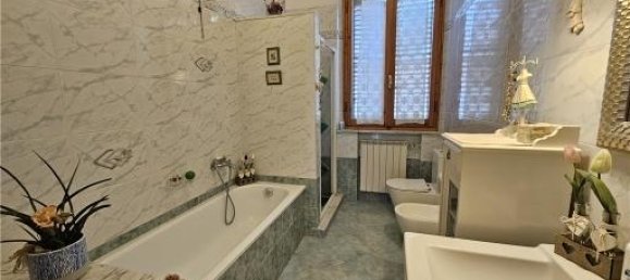 5 rooms House in Empoli, Italy No. 30628 20