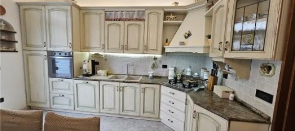 5 rooms House in Empoli, Italy No. 30628 7