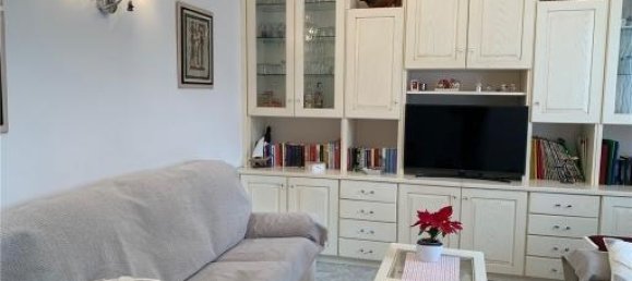 5 rooms House in Empoli, Italy No. 30628 3