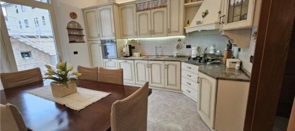 5 rooms House in Empoli, Italy No. 30628 10