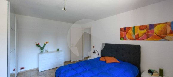 2 bedrooms Villa in Reggio Emilia, Italy No. 330310 22