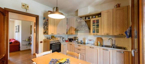 2 bedrooms Villa in Reggio Emilia, Italy No. 330310 10