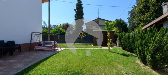 2 bedrooms Villa in Reggio Emilia, Italy No. 330310 24