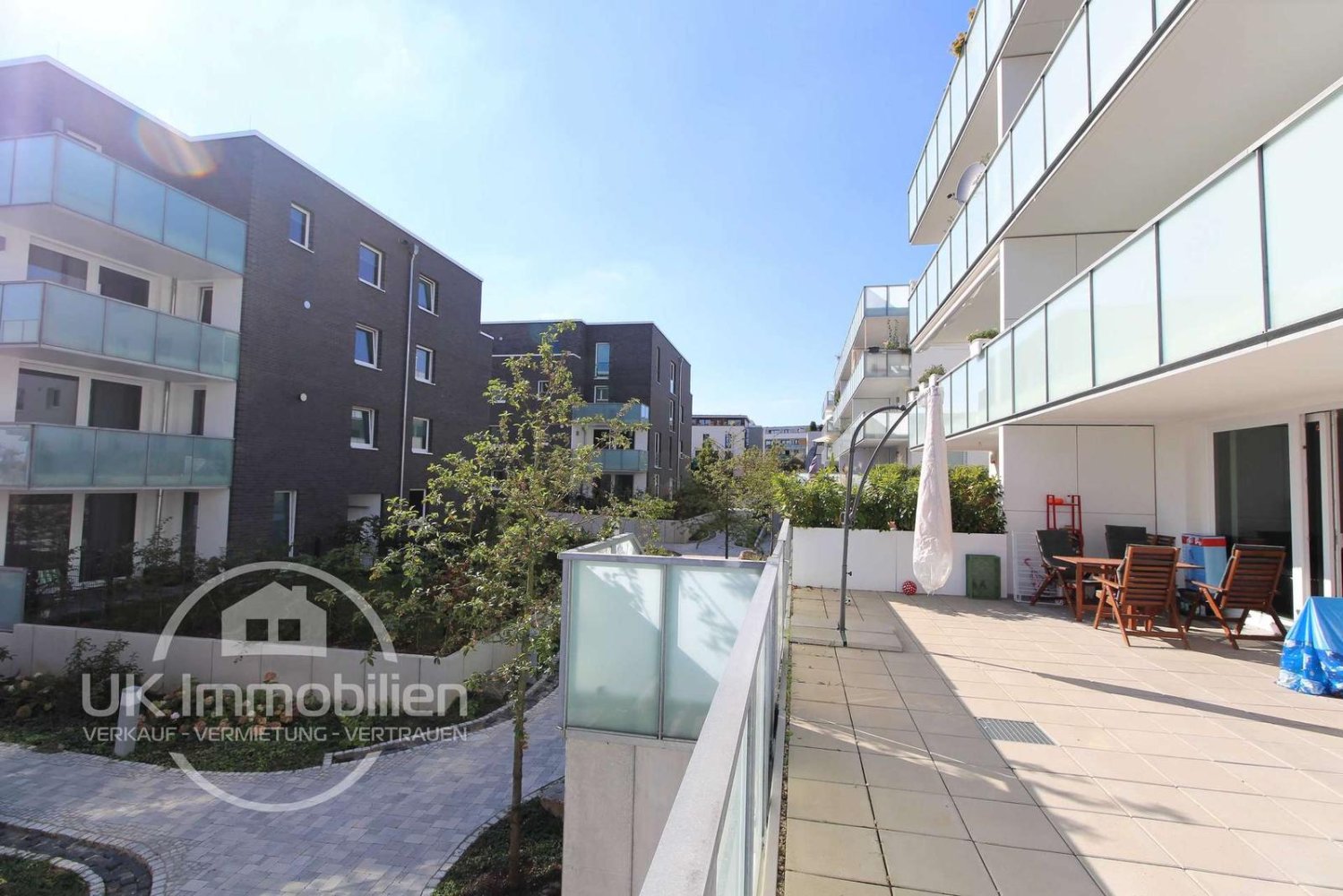 2 bedrooms Apartment in Frankfurt am Main, Germany No. 359341