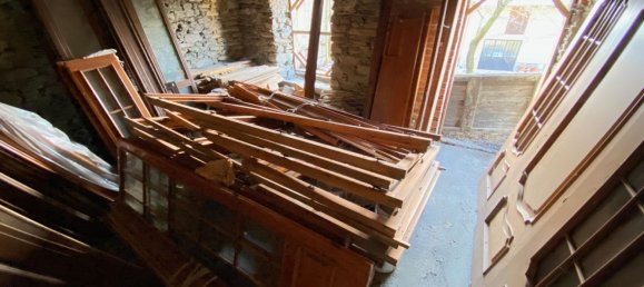 2 rooms House in Villar Perosa, Italy No. 90610 9