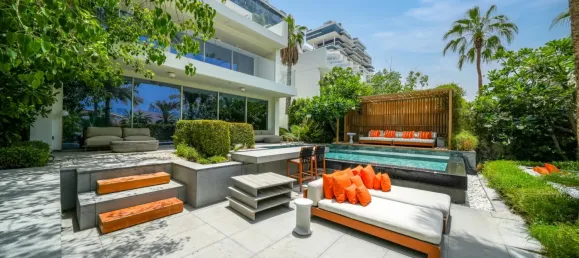 5 bedrooms Villa in Palm Jumeirah, UAE No. 105912 13