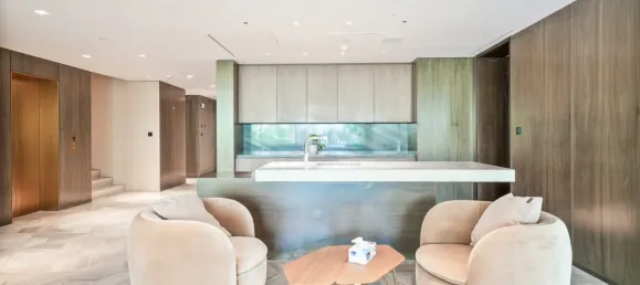 5 bedrooms Villa in Palm Jumeirah, UAE No. 105912 4