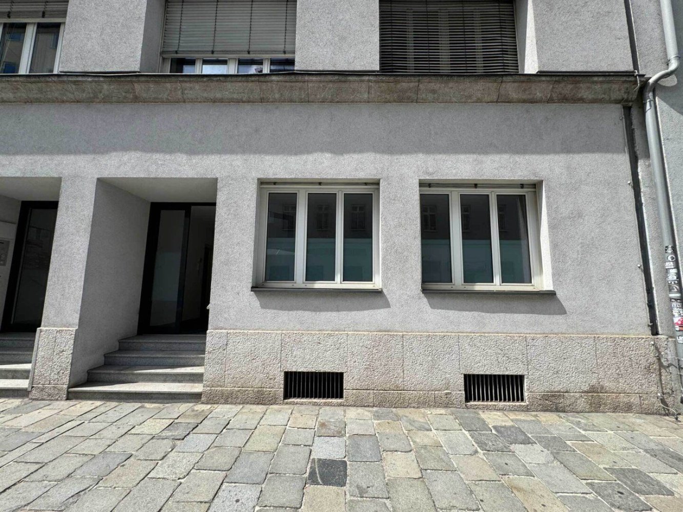 Propriété commerciale à Linz, Austria 80m² No. 127542