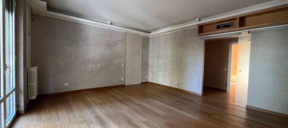 4-salle Appartement à Gallarate, Italy No. 28196 6