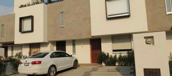 3 bedrooms House in Queretaro, Mexico No. 177582 2