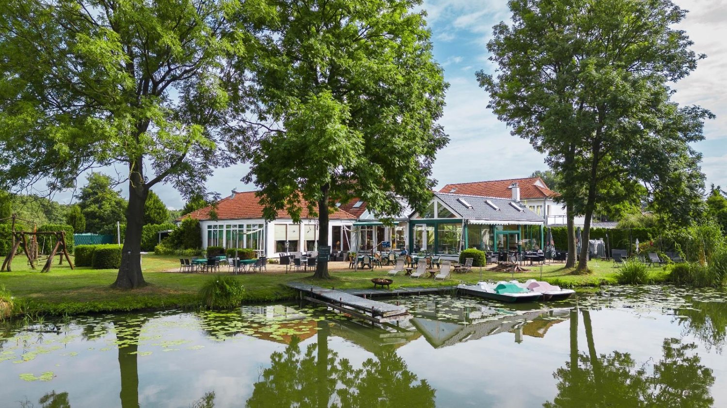 17 rooms Hotel in Jerichower Land, Germany No. 183329