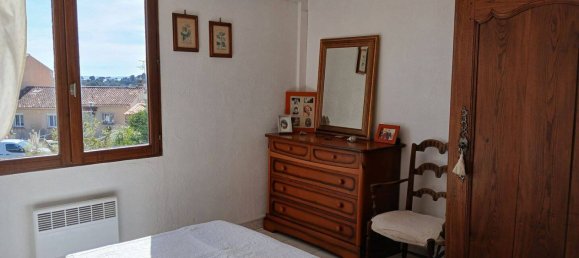 3 bedrooms House in Saint-Raphael, France No. 329032 2