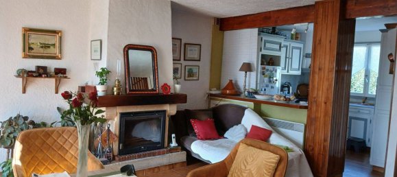 3 bedrooms House in Saint-Raphael, France No. 329032 4