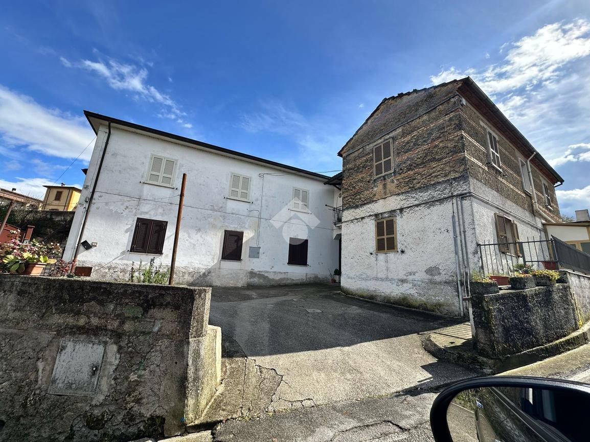 Apartamento de 3 divisões em Isola del Liri, Italy N.º 111315