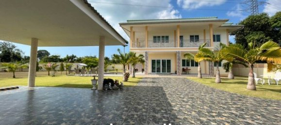 4 bedrooms Cafe / restaurant in Sattahip, Thailand No. 15794 4