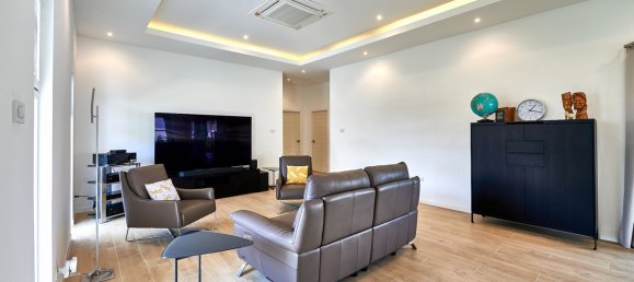 3 bedrooms Cafe / restaurant in Hua Hin, Thailand No. 10876 2