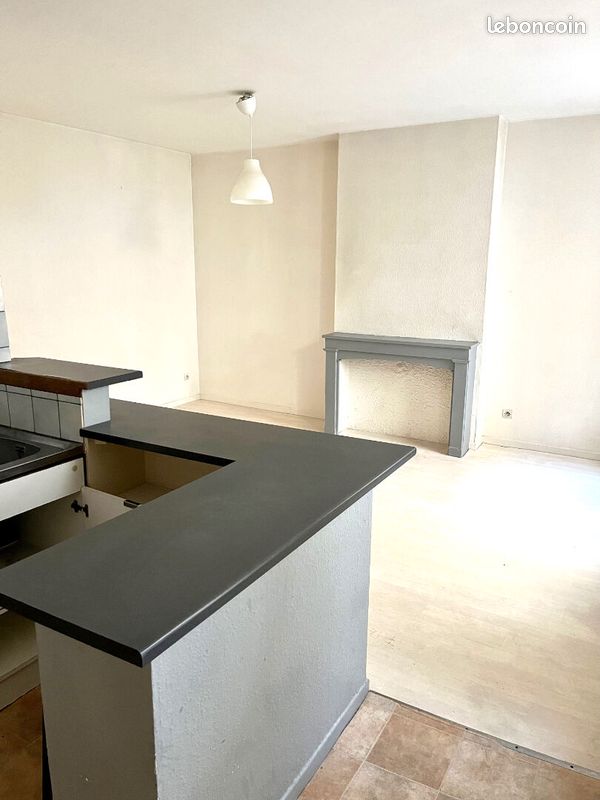 Studio in Nancy, France No. 215719