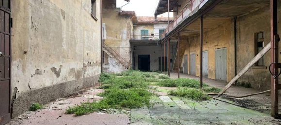 5 rooms House in Covo, Italy No. 172839 12