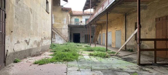 5 rooms House in Covo, Italy No. 172839 6