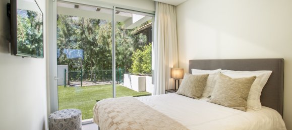 Apartamento de 3 dormitorios en Marbella, Spain No. 276746 11