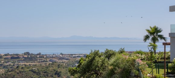 Apartamento de 3 dormitorios en Marbella, Spain No. 276746 4