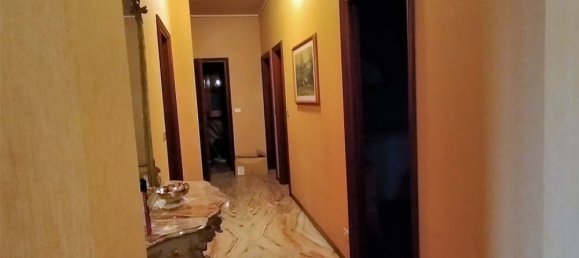 6-Zimmer Wohnung in Alessandria, Italy, Nr. 45515 3