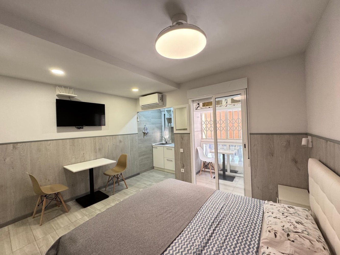 2 bedrooms Apartment for sale in Torrevieja, Alicante, Valencian Community, Spain № 369863