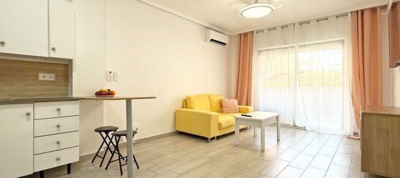 2 Schlafzimmer Wohnung in Torrevieja, Spain, Nr. 151745 3