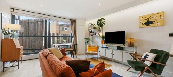 2 bedrooms Apartment in London, United Kingdom No. 4572 10