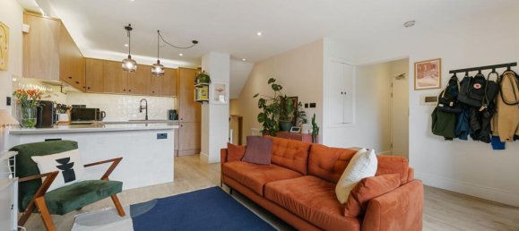 2 bedrooms Apartment in London, United Kingdom No. 4572 8