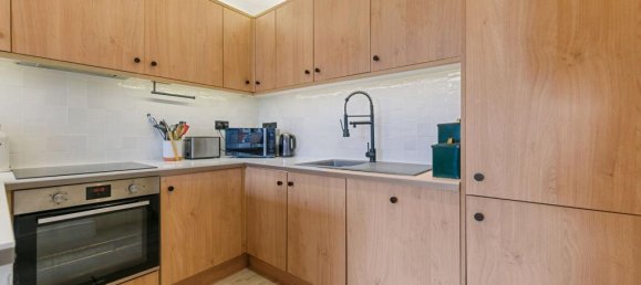 2 bedrooms Apartment in London, United Kingdom No. 4572 9