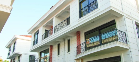 Apartment 3+1 in Istanbul, Turkey No. 7979 5