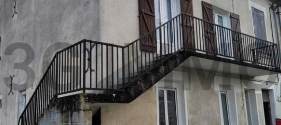 4 bedrooms Building in Vierzon, France No. 193799 6