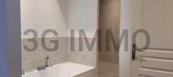 4 bedrooms Building in Vierzon, France No. 193799 4