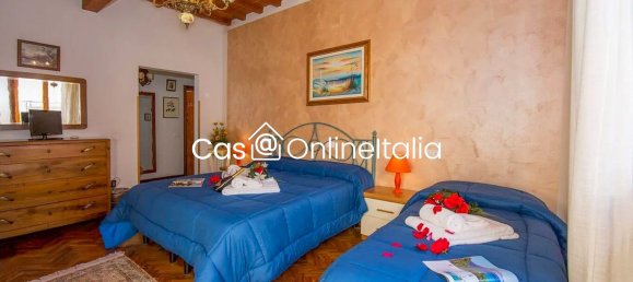 Вилла с 11 комнатами в Фильине и Инчиза Вальдарно, Италия № 280909 16