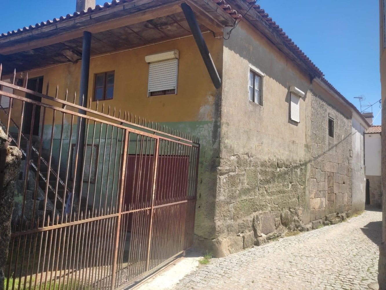 2 bedrooms House in Valpacos, Portugal No. 179527