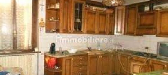 Здание с 3 спальнями в Лунгавилла, Италия № 192365 7